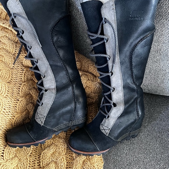 Sorel  - Cate the Great lace-up boots - Picture 2 of 6